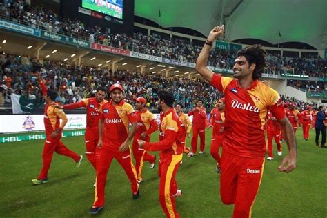  Pakistan Super League 2016:  두 마법사의 만남과 패키스탄 크리켓의 부활